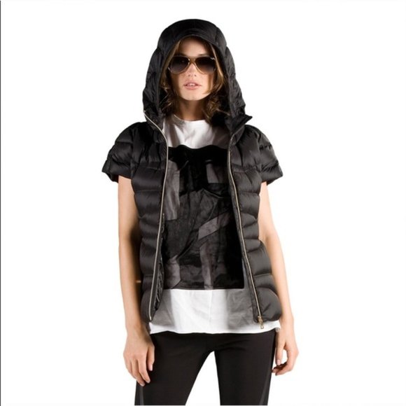 NWT Women's Orobos Classic Down Vest - Picture 2 of 3